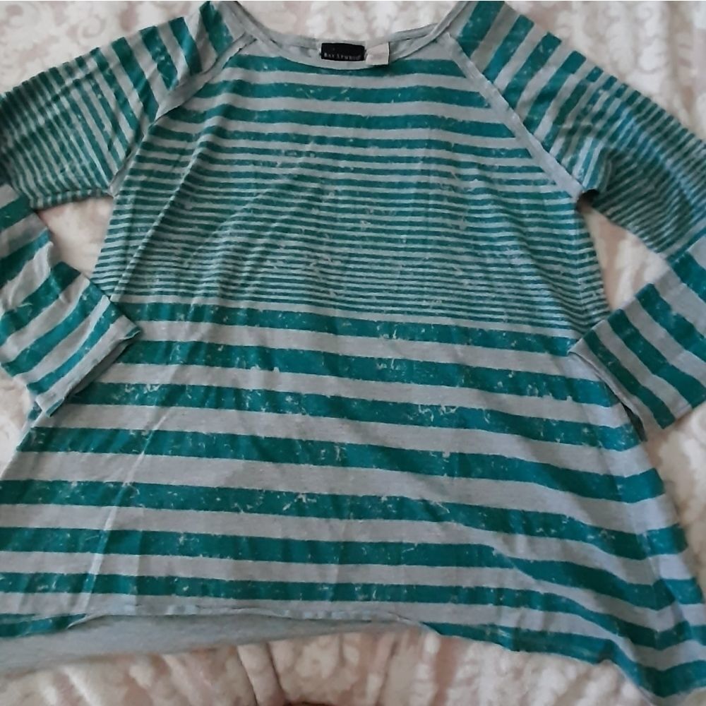 Bay studio striped sz Large green gray top
